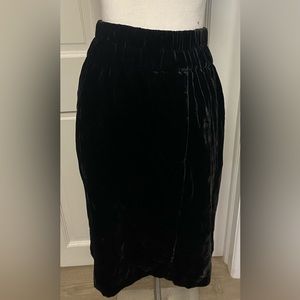 J crew black skirt velvet pull on elastic waist size XS